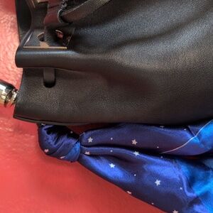 Elegant Blue Gradient Polka Dot Purse Twilly Scarf